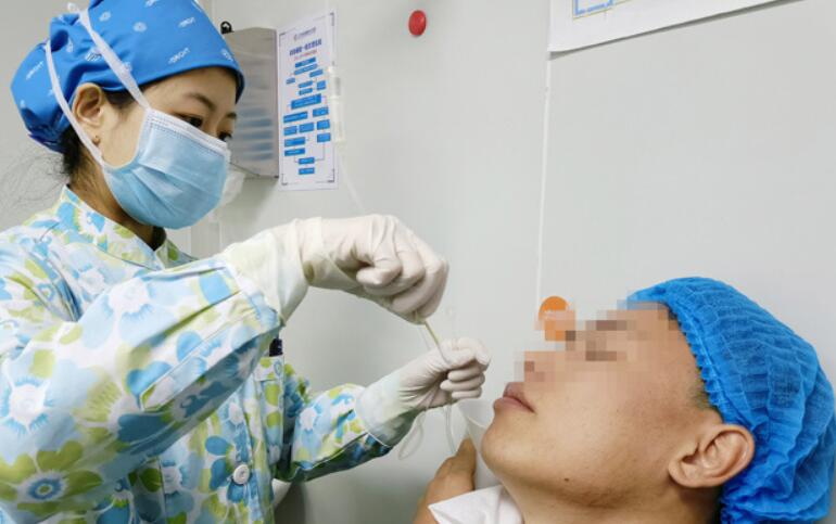 300度近視拖到900度近視，近視手術(shù)是什么感受？